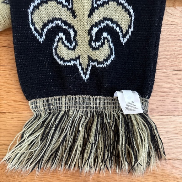 New Orleans Saints Knitted Scarf Winter Neck Scarf - Picture 8 of 11